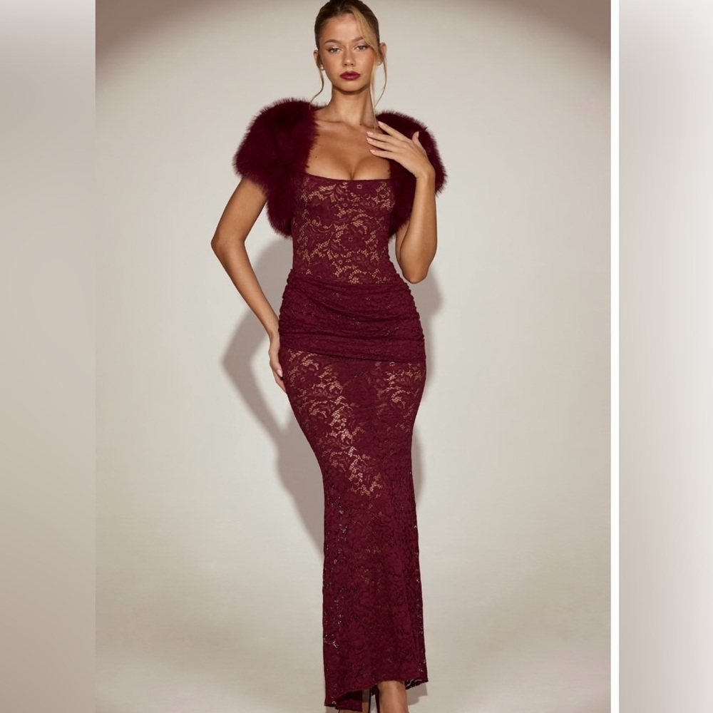 Elegant Burgundy Lace Evening Gown with Faux Fur Bolero